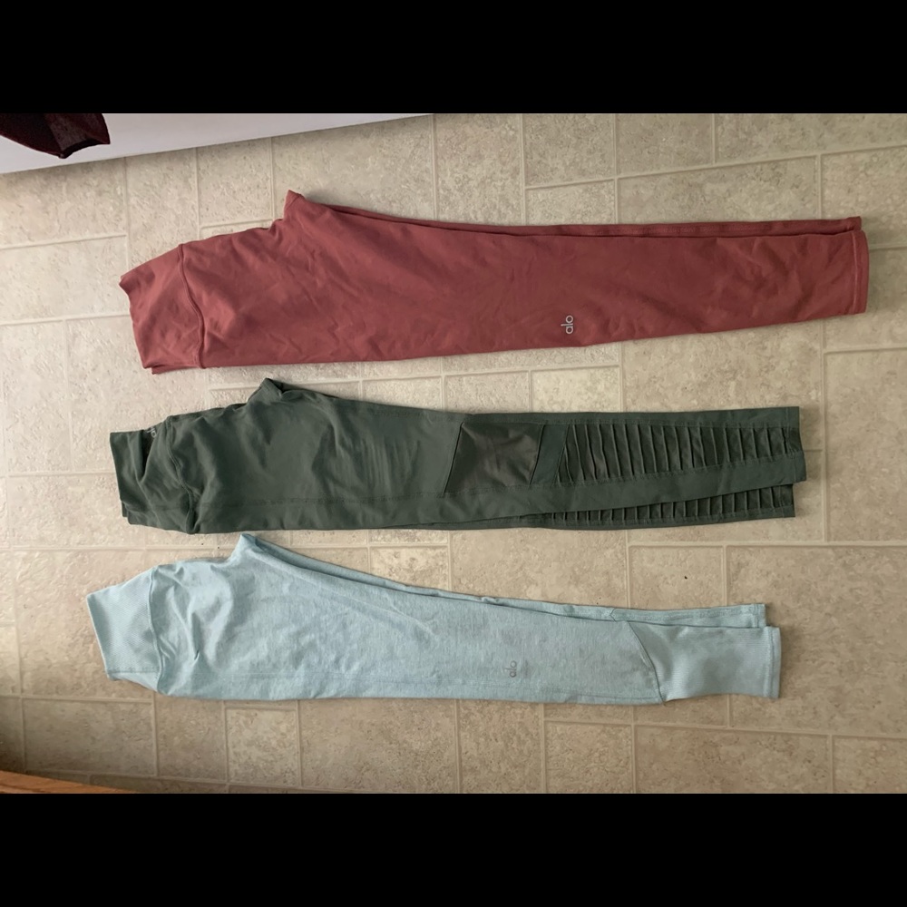 3 leggings/4 bra bundle - Picture 2 of 2